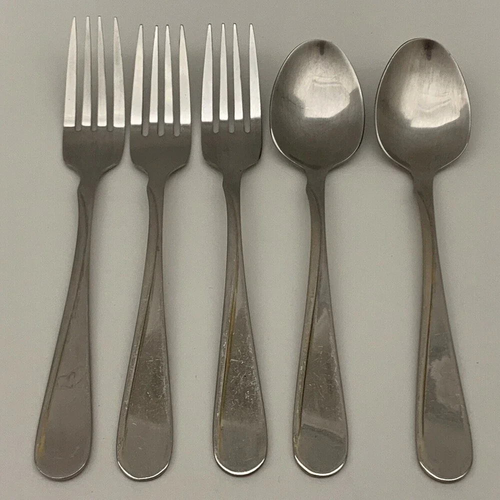 Gourmet Settings 18/10 Stainless‎ Steel Forks Spoons Flatware Lot of 5
